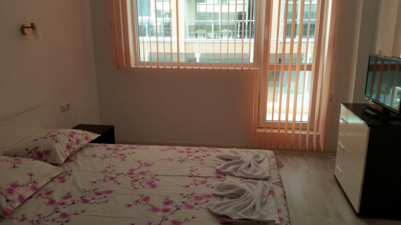 Apartamenti Eli Поморие Экстерьер фото